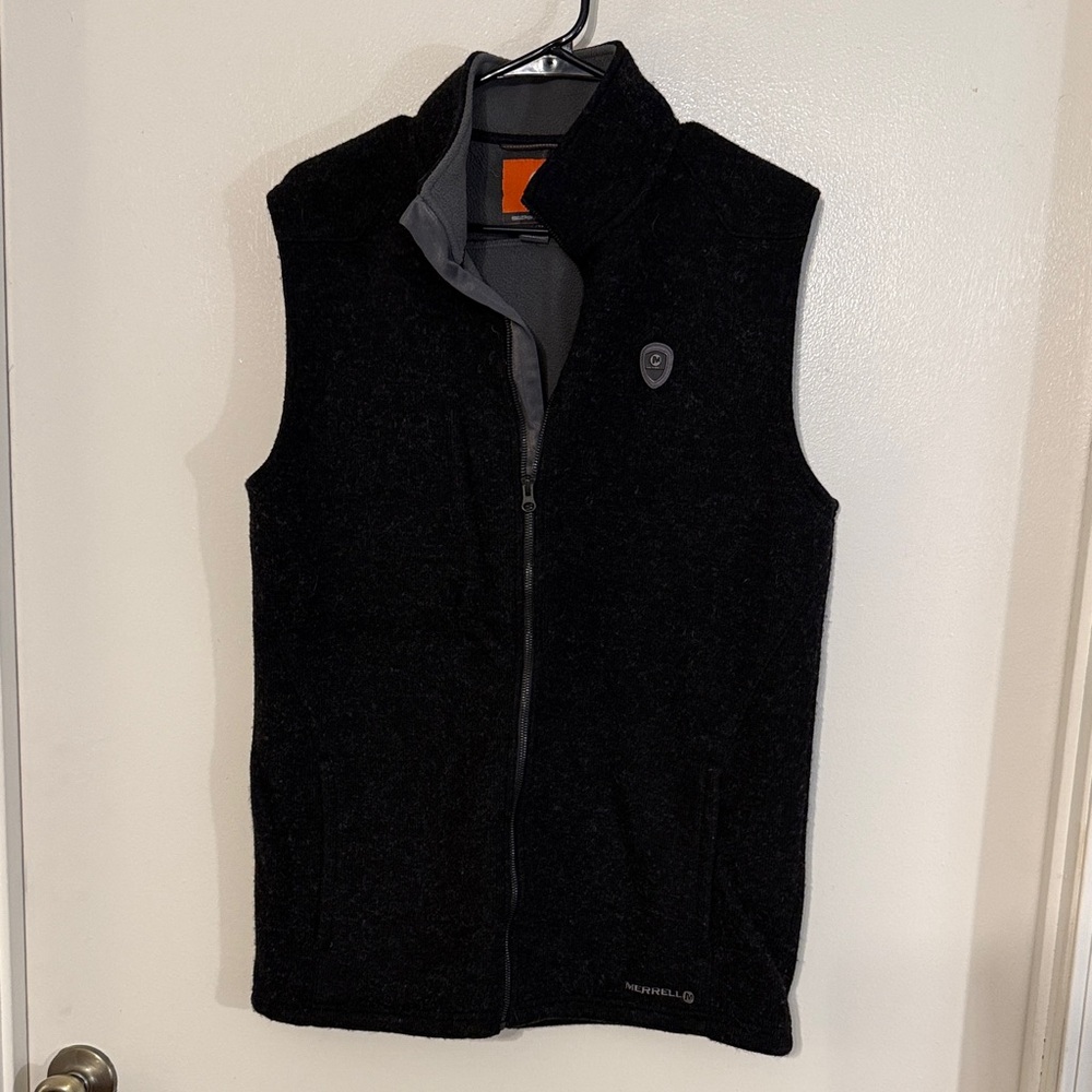 Men’s Merrell Charcoal Zip Up Sweater Vest size M